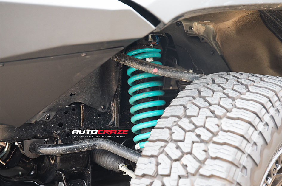 TOYOTA HILUX GR FUEL COVERT MATTE BLACK