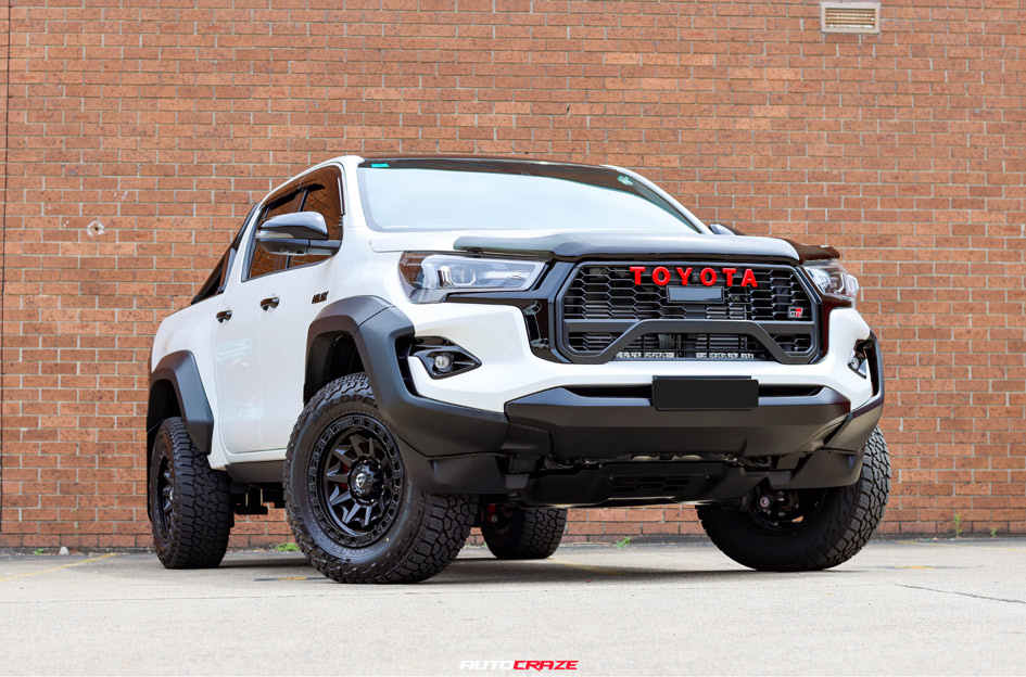 TOYOTA HILUX GR FUEL COVERT MATTE BLACK