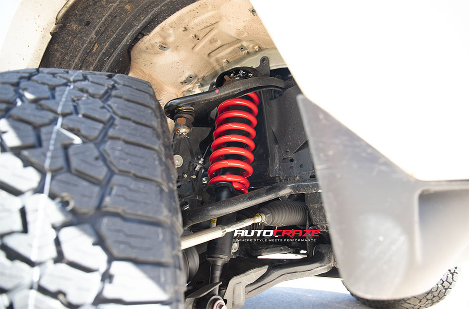TOYOTA HILUX GR FUEL PISTON MATTE GUNMETAL W/ GLOSS BLACK LIP