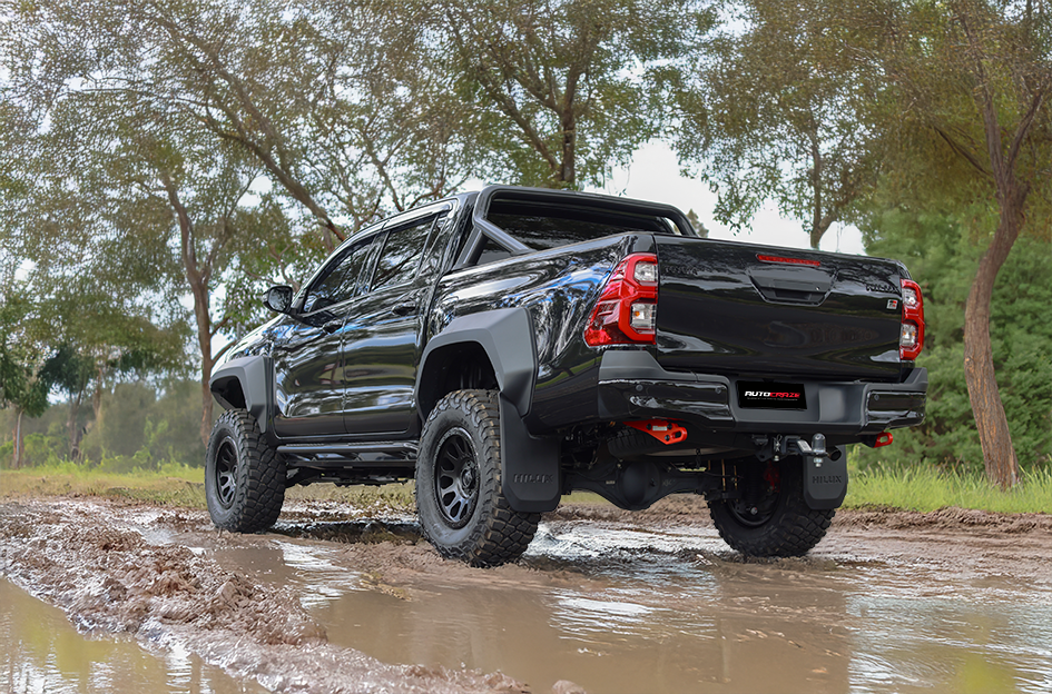TOYOTA HILUX GR FUEL VECTOR MATTE BLACK