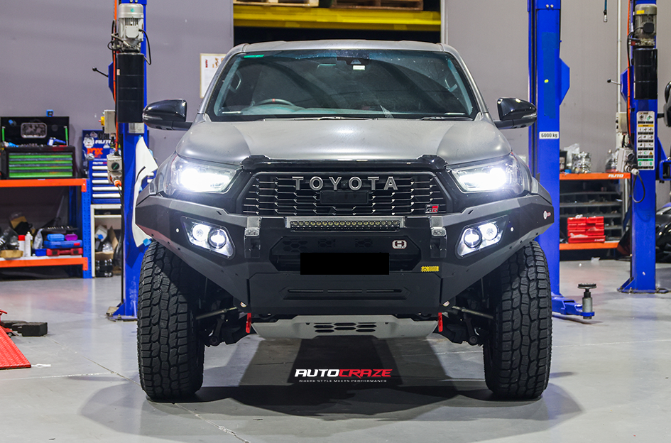 TOYOTA HILUX NOMAD N162 SATIN BLACK