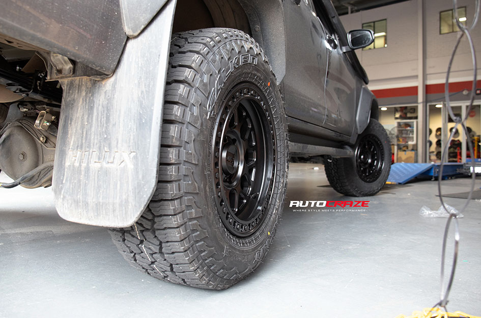 TOYOTA HILUX KMC GRS SATIN BLACK
