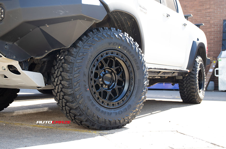 TOYOTA HILUX KMC GRS SATIN BLACK