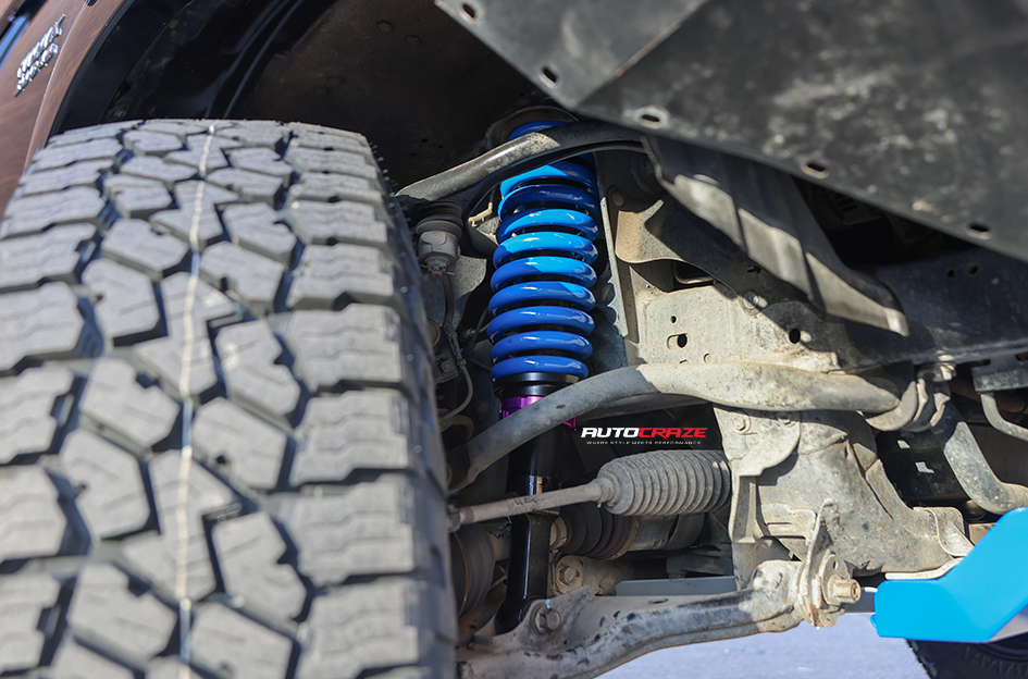TOYOTA HILUX KMC GRS MIDNIGHT BLUE W/ GLOSS BLACK LIP