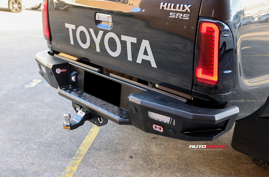 TOYOTA HILUX KMC GRS MIDNIGHT BLUE W/ GLOSS BLACK LIP