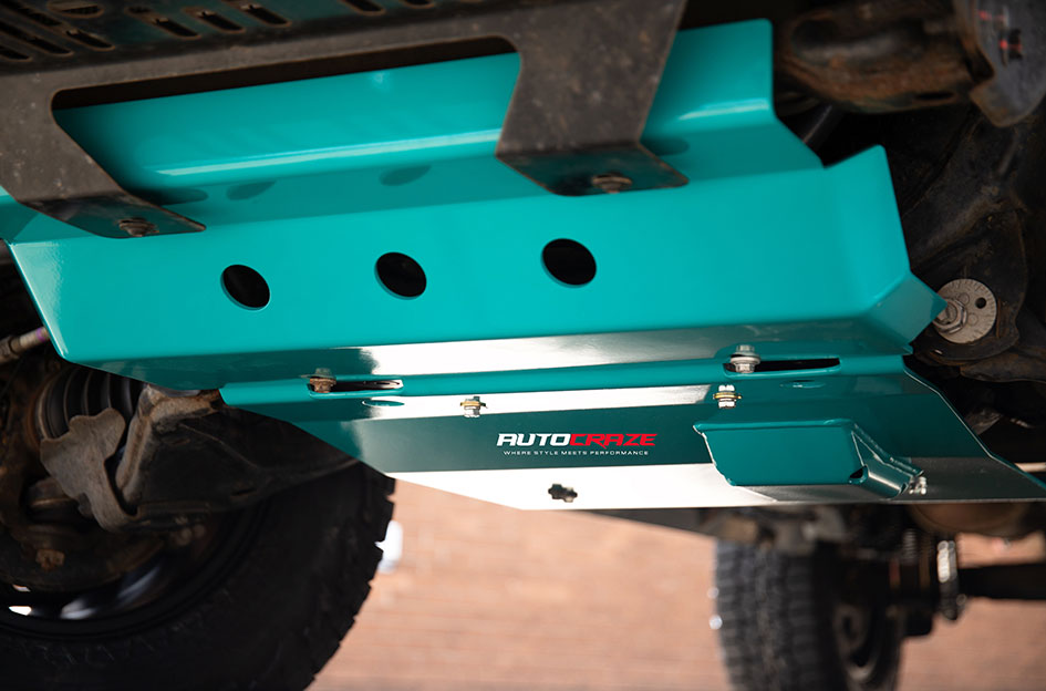 TOYOTA HILUX KMC IMS MATTE BLACK W/ GLOSS BLACK LIP