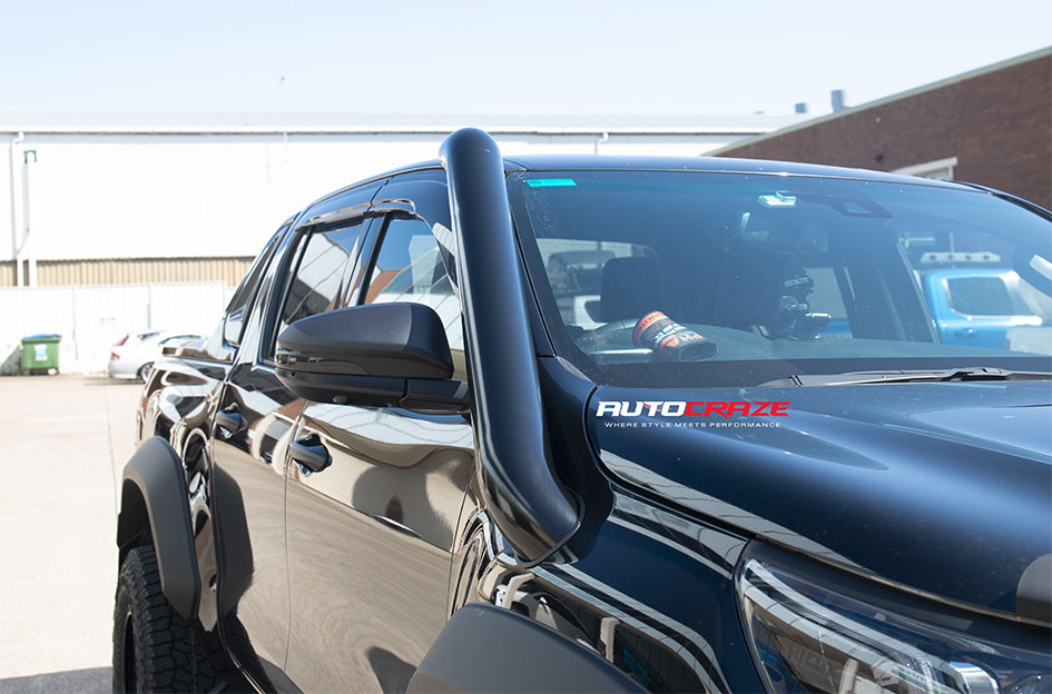 TOYOTA HILUX KMC KM544 MESA SATIN BLACK