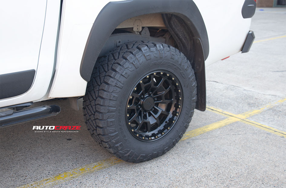 TOYOTA HILUX KMC SUMMIT SATIN BLACK