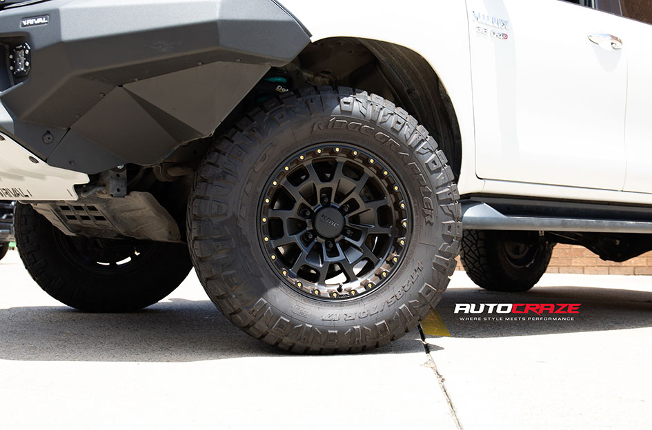 TOYOTA HILUX KMC SUMMIT SATIN BLACK