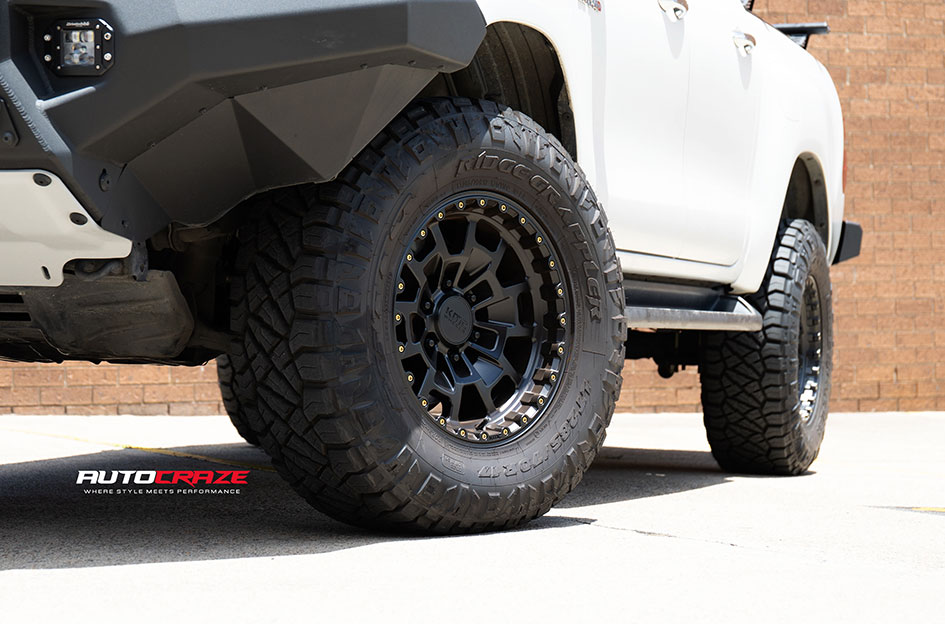 TOYOTA HILUX KMC SUMMIT SATIN BLACK