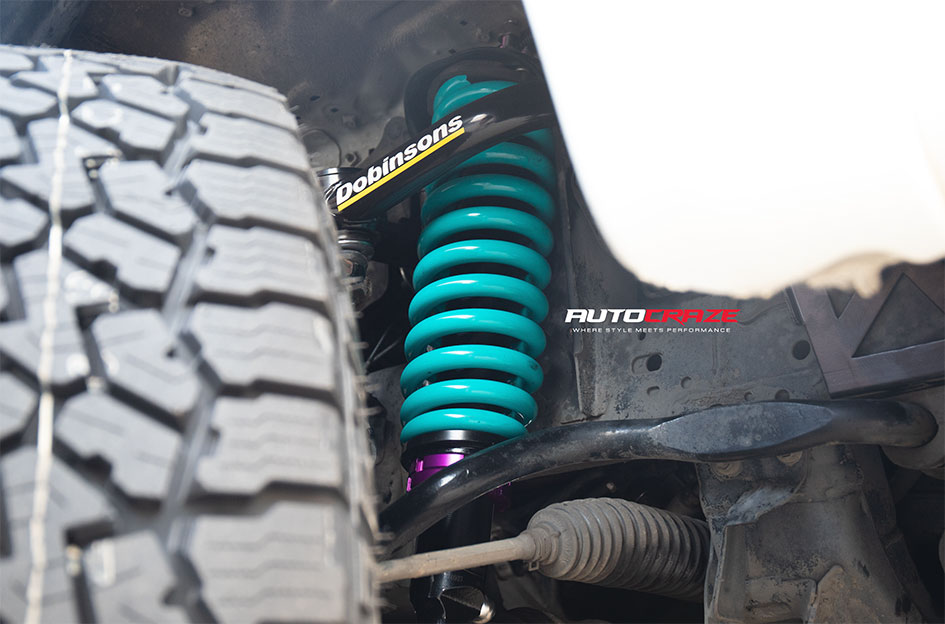 TOYOTA HILUX KMC TECHNIC SATIN BLACK