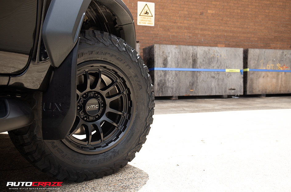TOYOTA HILUX KMC WRATH SATIN BLACK 