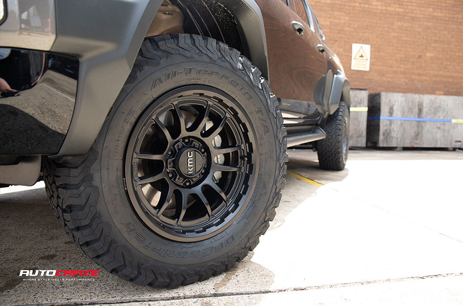 TOYOTA HILUX KMC WRATH SATIN BLACK 