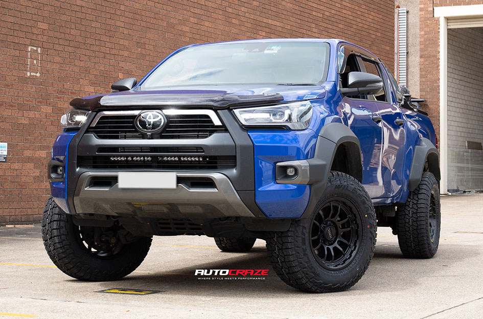 TOYOTA HILUX KMC WRATH SATIN BLACK