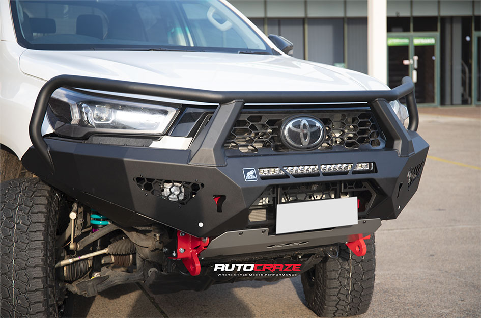 TOYOTA HILUX KING D-HOLE BLACK