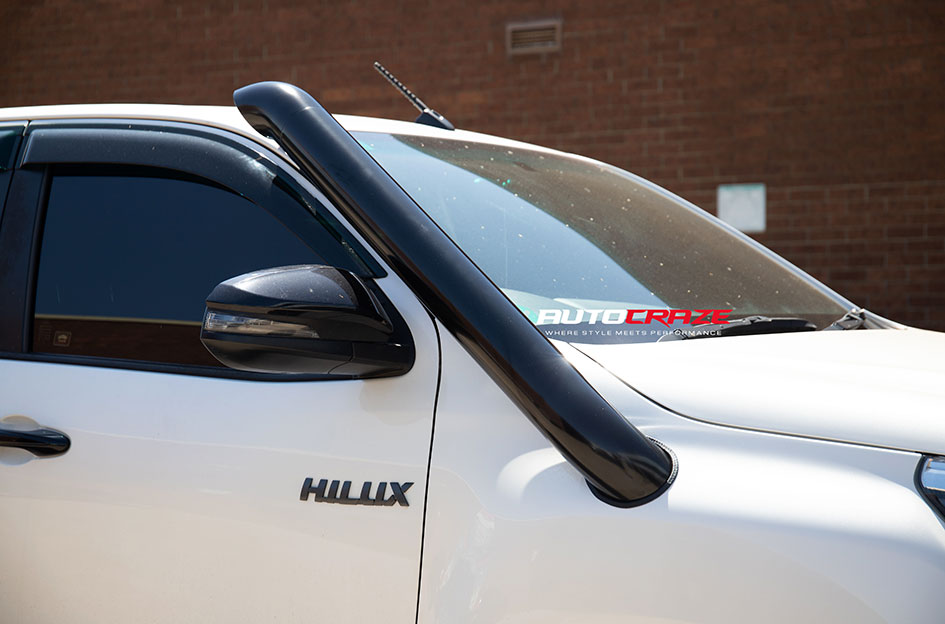TOYOTA HILUX KING KONG SATIN BLACK 