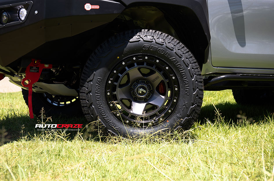 TOYOTA HILUX GR LENSO M-79 GRAPHITE GREY