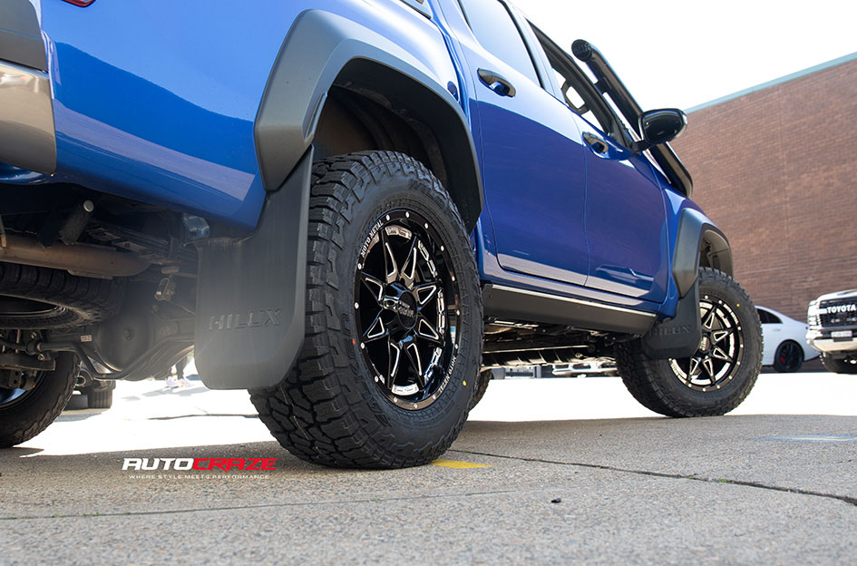TOYOTA HILUX MOTO METAL MO993 GLOSS BLACK MILLED