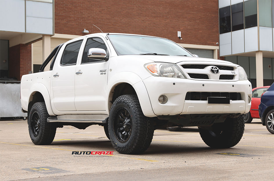 TOYOTA HILUX N70 FUEL SLEDGE MATTE BLACK