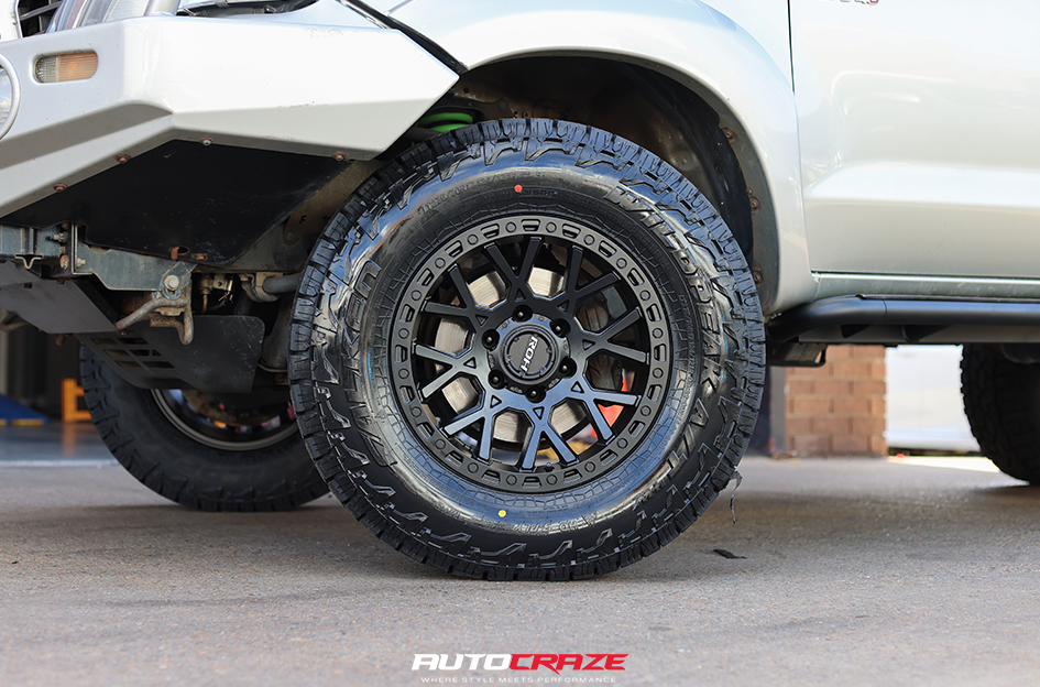 TOYOTA HILUX N70 ROH CRAWLER MATT BLACK