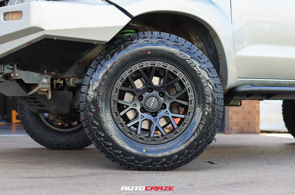 TOYOTA HILUX N70 ROH CRAWLER MATT BLACK