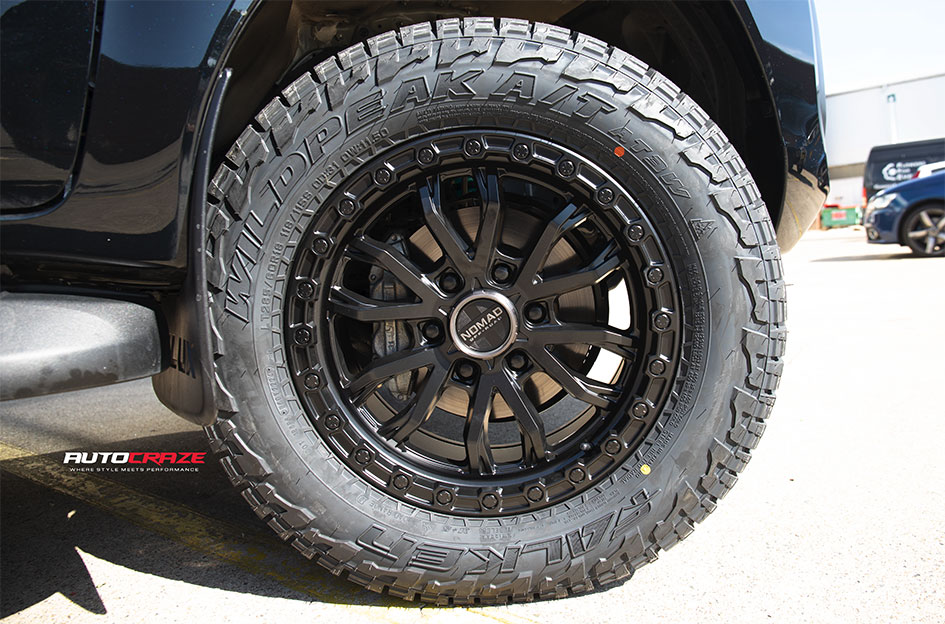 TOYOTA HILUX NOMAD N133 SATIN BLACK 