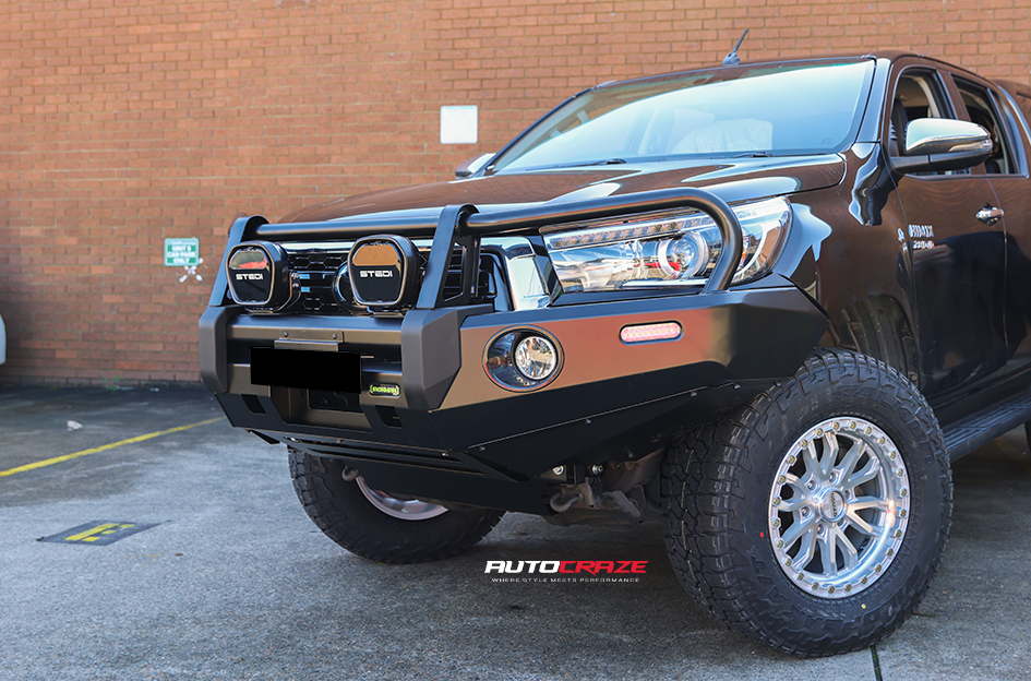 TOYOTA HILUX NOMAD N133 SILVER MACHINED FACE 