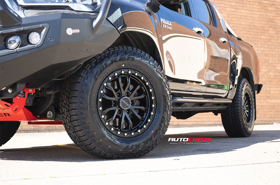 TOYOTA HILUX NOMAD N133 SATIN BLACK