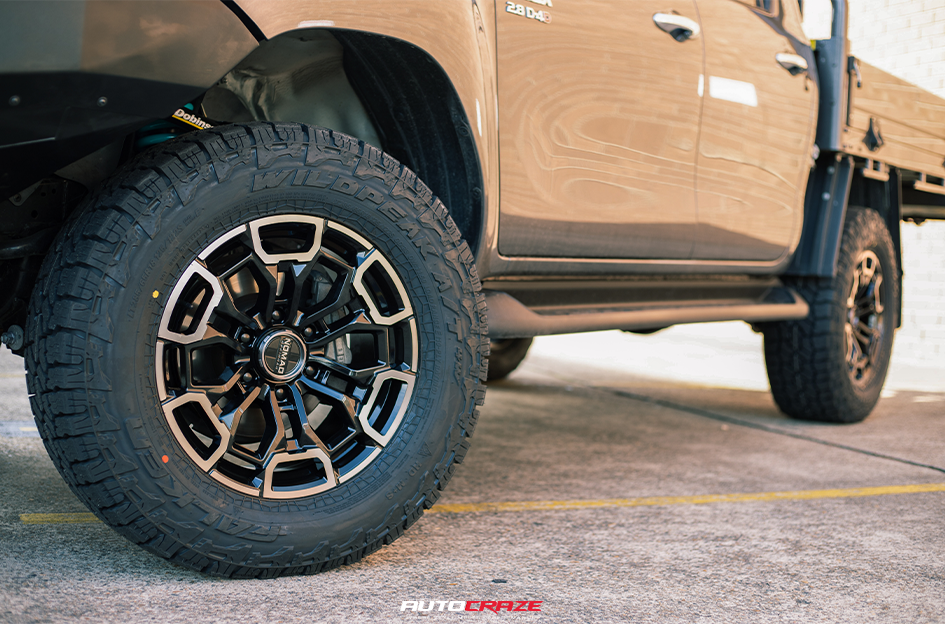 TOYOTA HILUX NOMAD N162 GLOSS BLACK DARK TINT