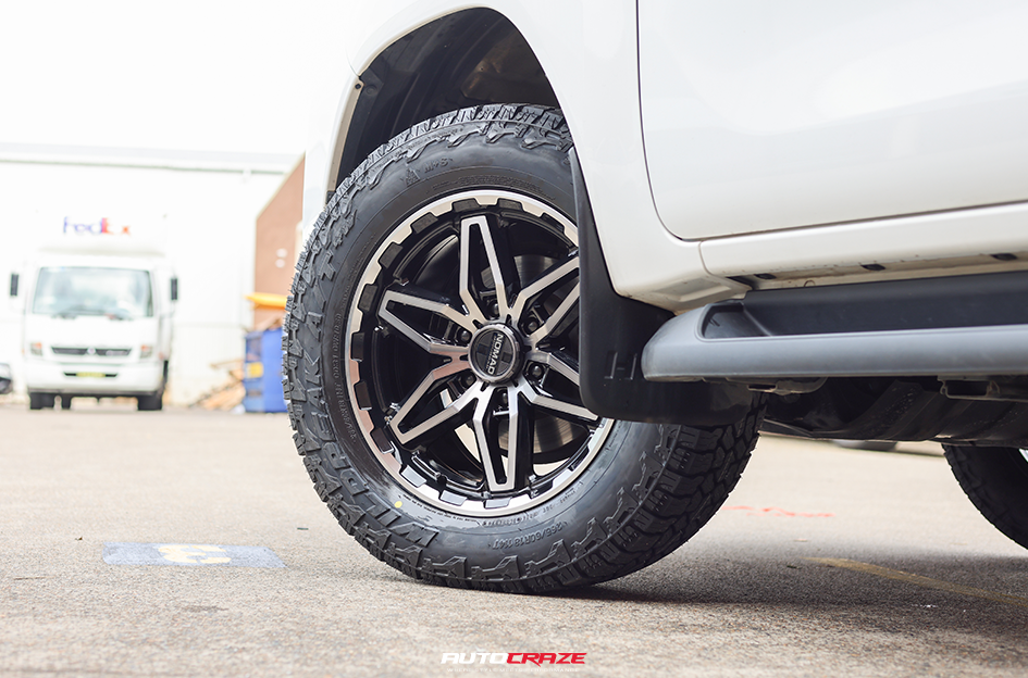 TOYOTA HILUX NOMAD N232 GLOSS BLACK DARK TINT