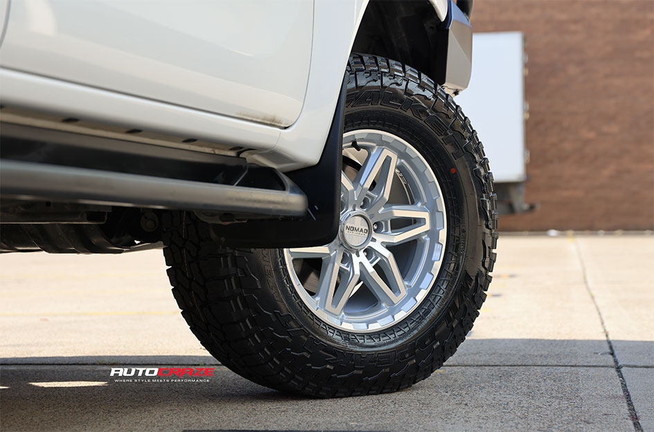 TOYOTA HILUX NOMAD N232 SILVER MACHINED FACE