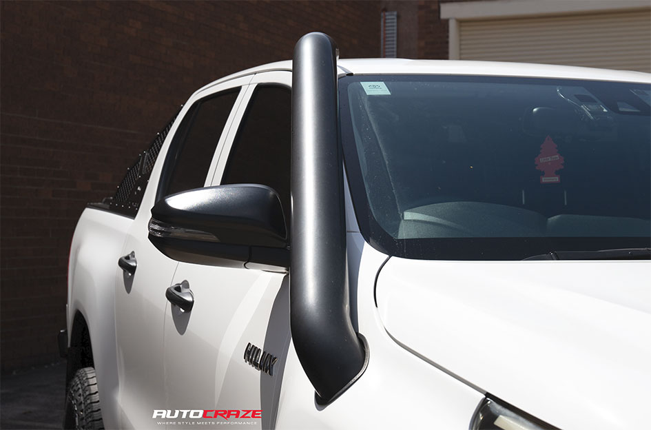 TOYOTA HILUX NOMAD PROSECUTOR MATTE BLACK