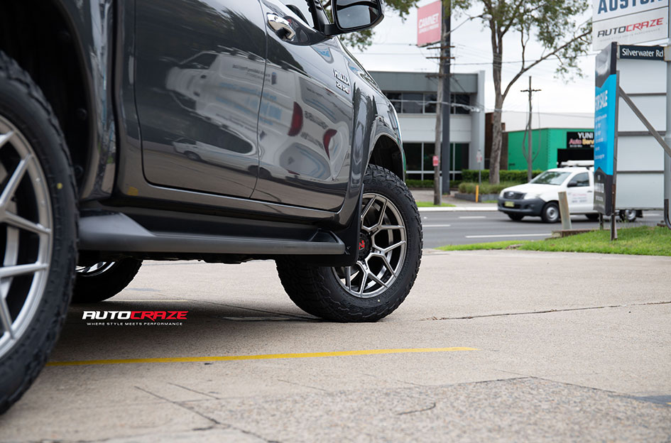 TOYOTA HILUX NOMAD SABBATH HYPER BLACK