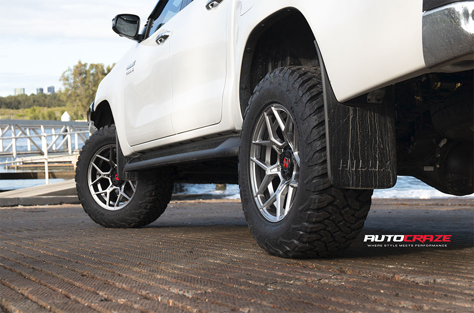 TOYOTA HILUX NOMAD SABBATH HYPER BLACK