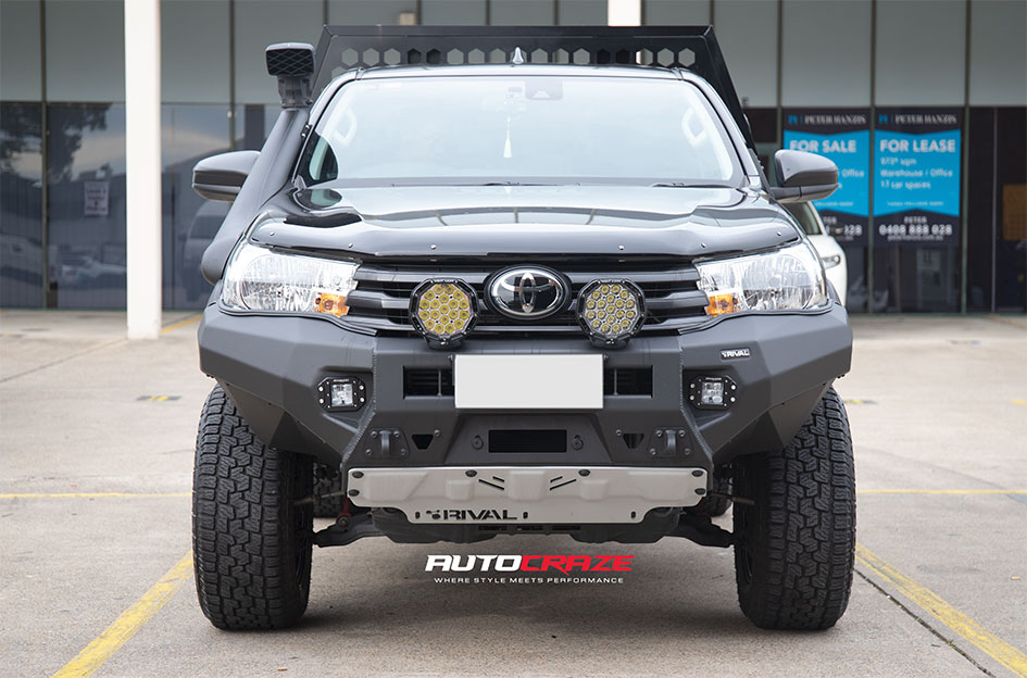 TOYOTA HILUX NOMAD VICTIM MATTE BLACK