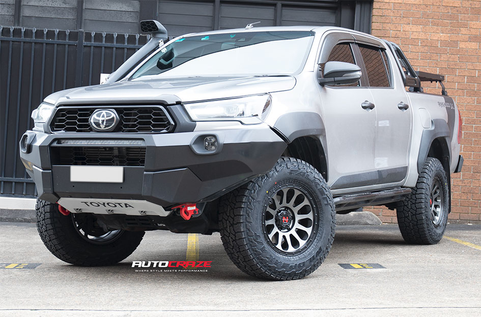 TOYOTA HILUX NOMAD VICTIM GUN METAL BLACK RING