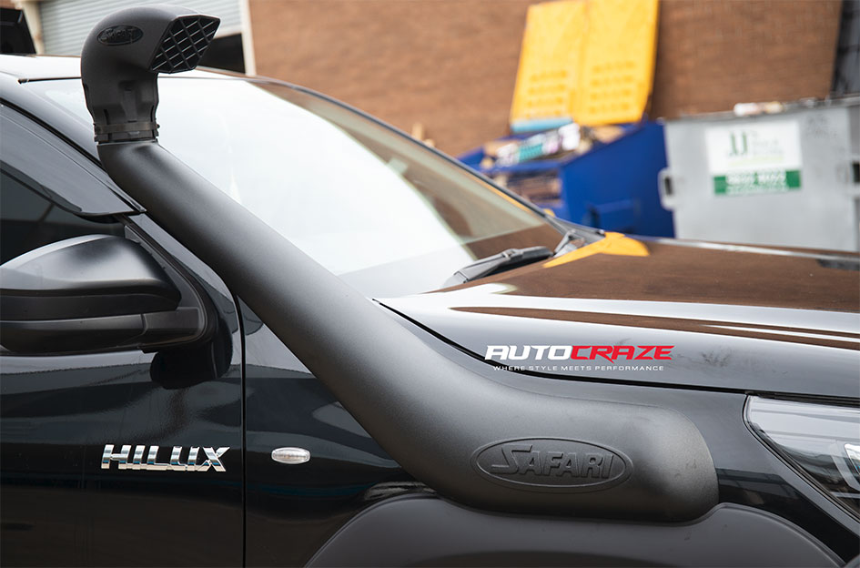 TOYOTA HILUX NOMAD VICTIM MATTE BLACK
