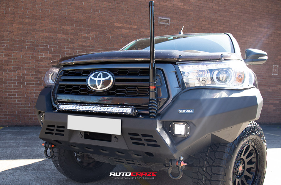 TOYOTA HILUX NOMAD VICTIM MATTE BLACK 
