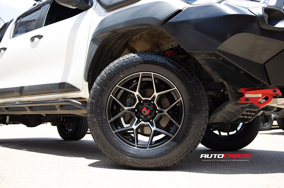 TOYOTA HILUX NOMAD SABBATH HYPER BLACK 