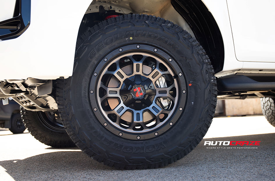 TOYOTA HILUX NOMAD RAMAZAN MATTE BLACK TINTED FACE 