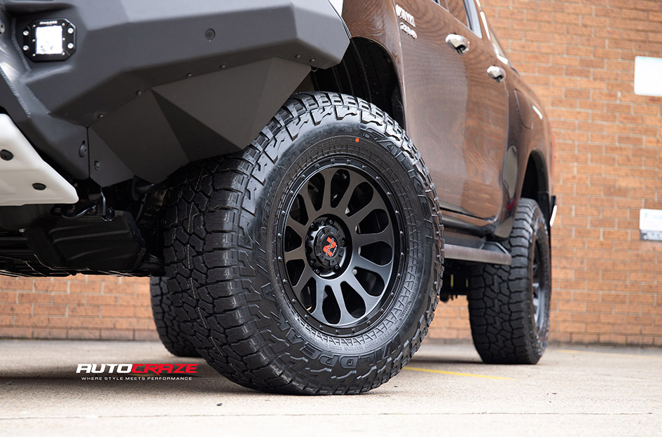 TOYOTA HILUX NOMAD VICTIM MATTE BLACK 