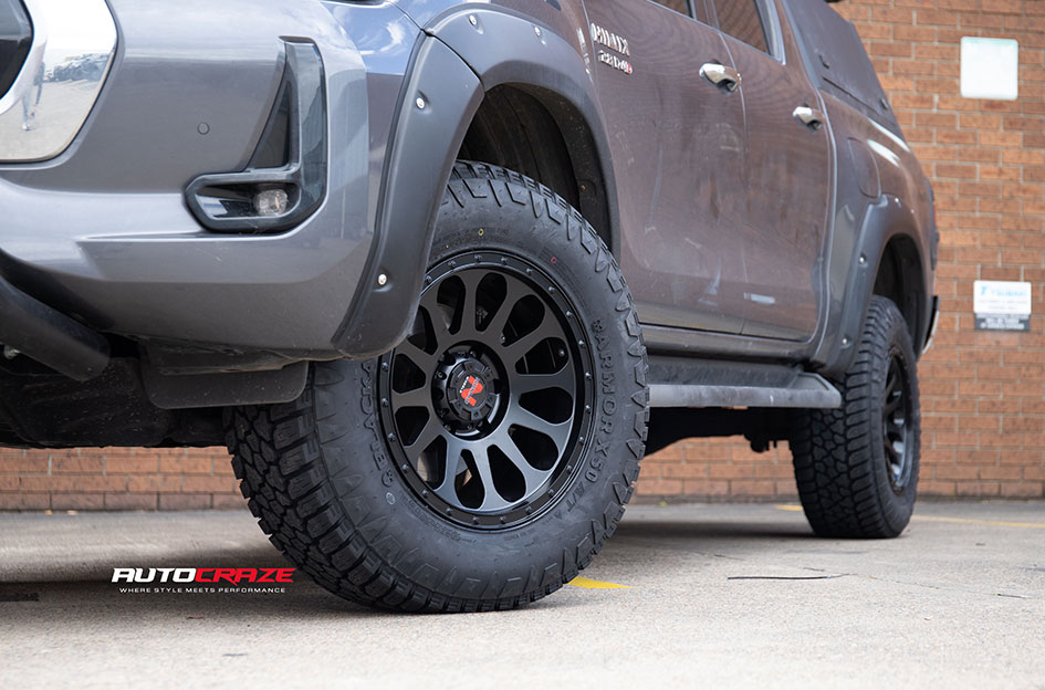 TOYOTA HILUX NOMAD VICTIM MATTE BLACK 