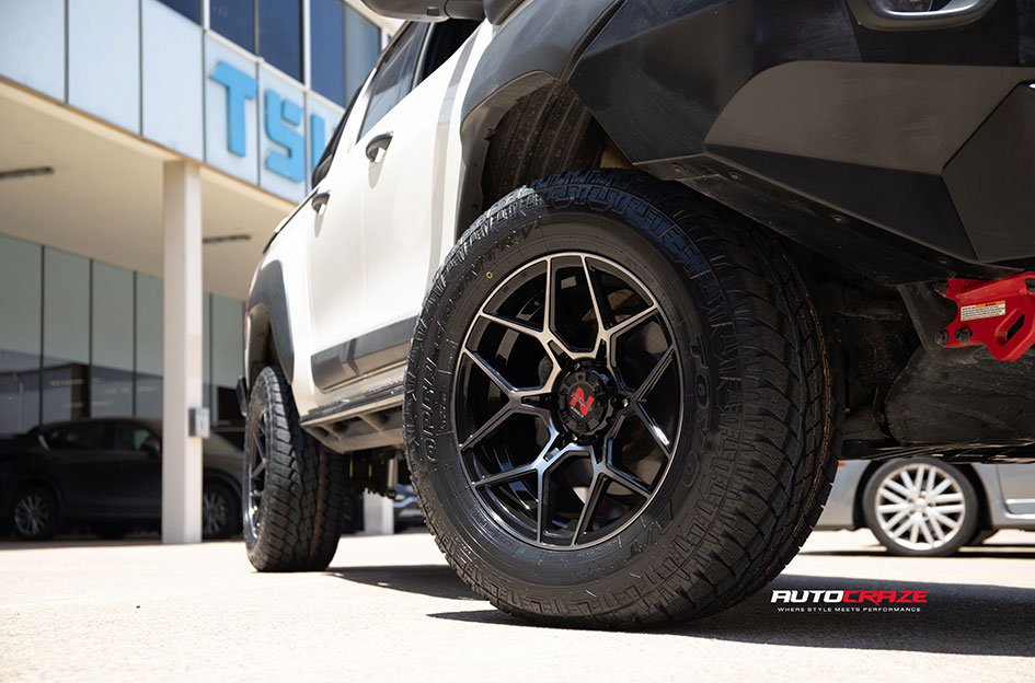 TOYOTA HILUX NOMAD SABBATH HYPER BLACK 