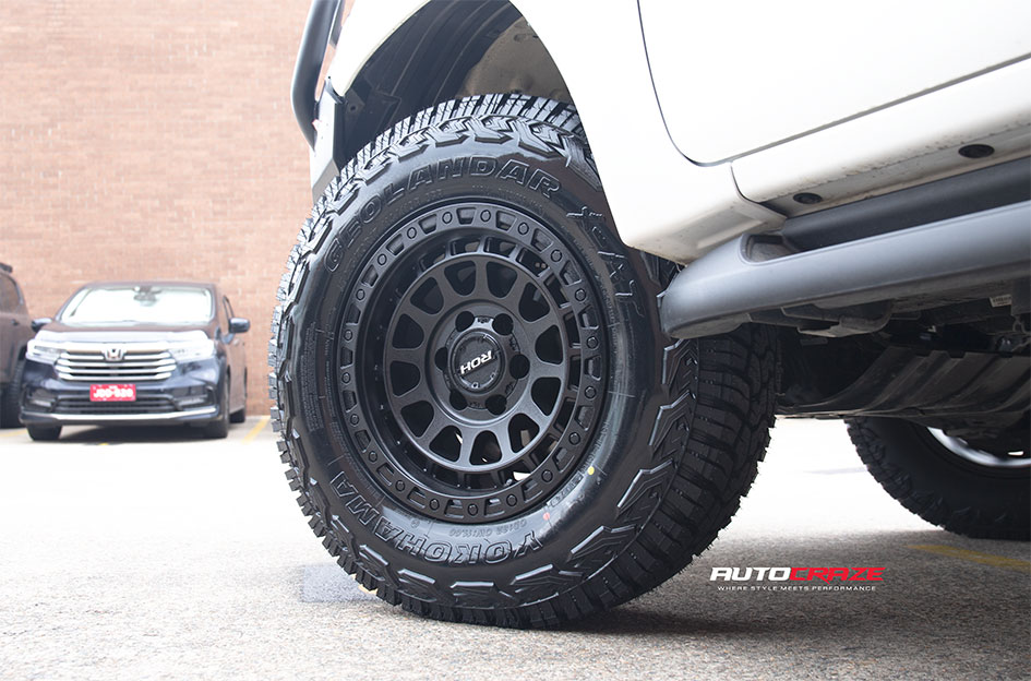 TOYOTA HILUX ROH ASSAULT MATT BLACK