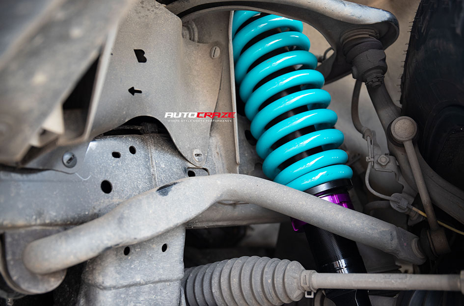 TOYOTA HILUX ROH ASSAULT MATT BLACK 