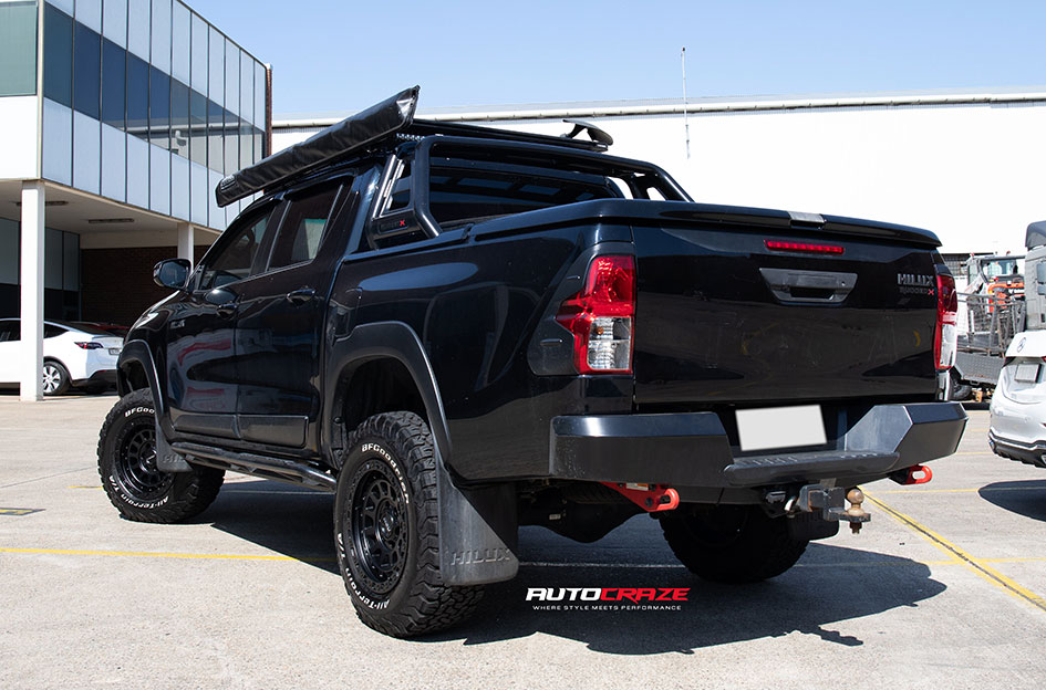 TOYOTA HILUX RUGGED X ROH ASSAULT MATT BLACK