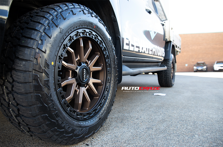 TOYOTA HILUX ROH RAID MATTE BRONZE