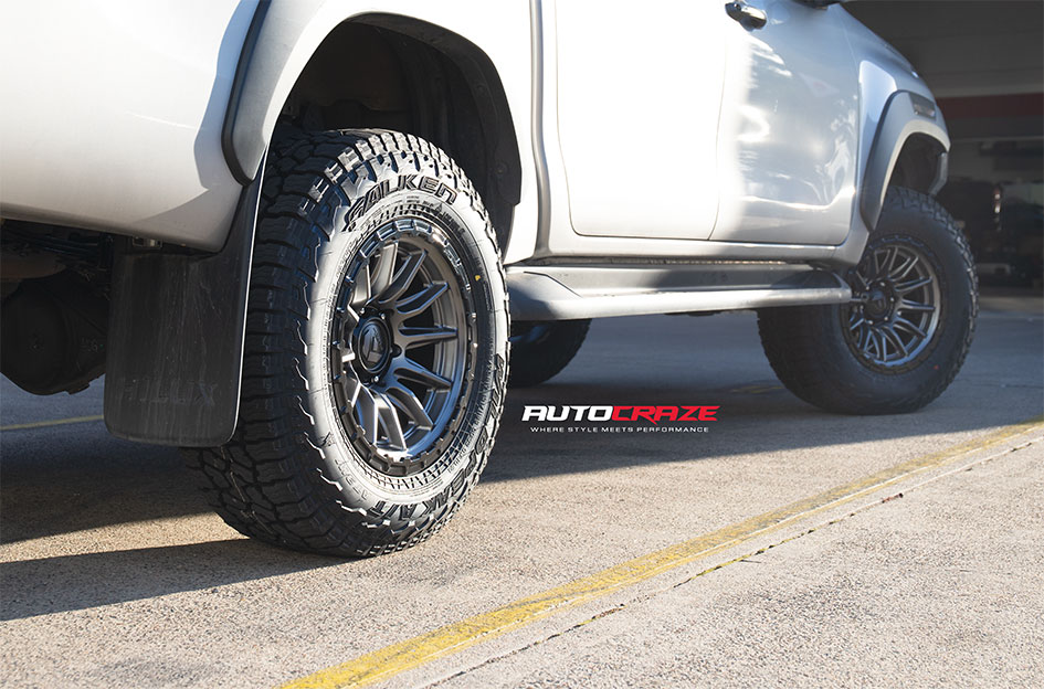 TOYOTA HILUX FUEL PISTON MATTE GUNMETAL W/ GLOSS BLACK LIP