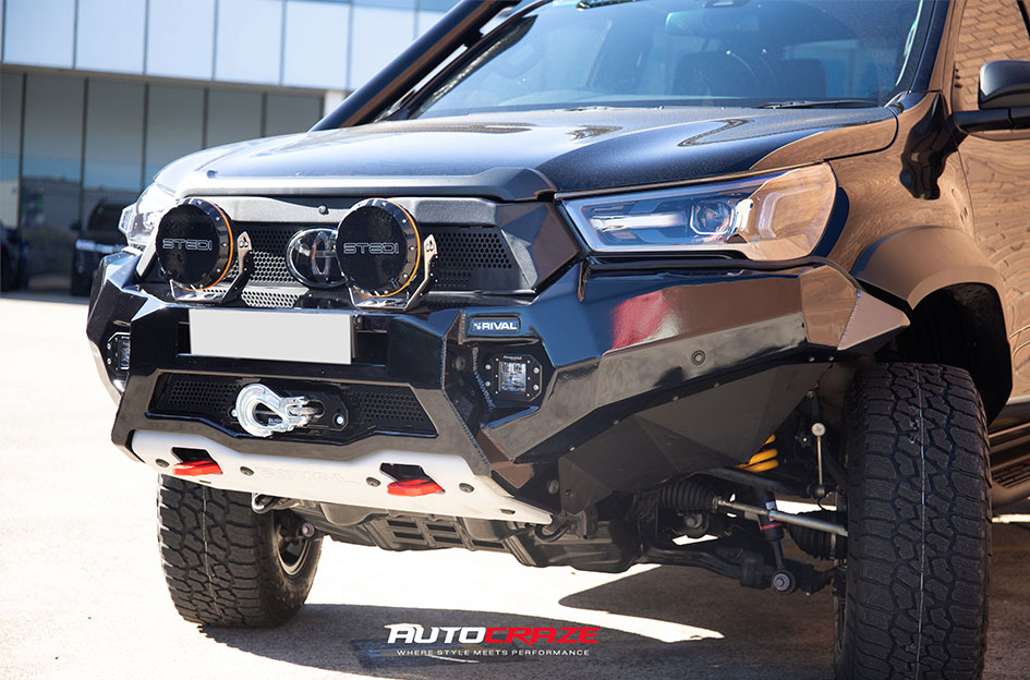 TOYOTA HILUX FUEL SHOK MATTE BLACK
