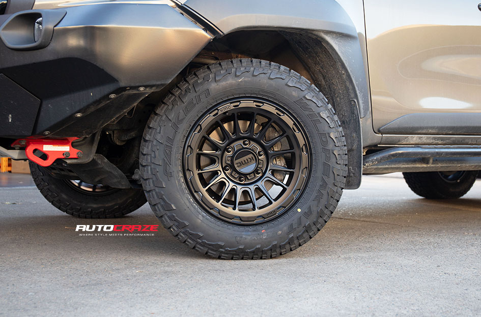 TOYOTA HILUX RUGGED X KMC KM542 IMPACT SATIN BLACK 
